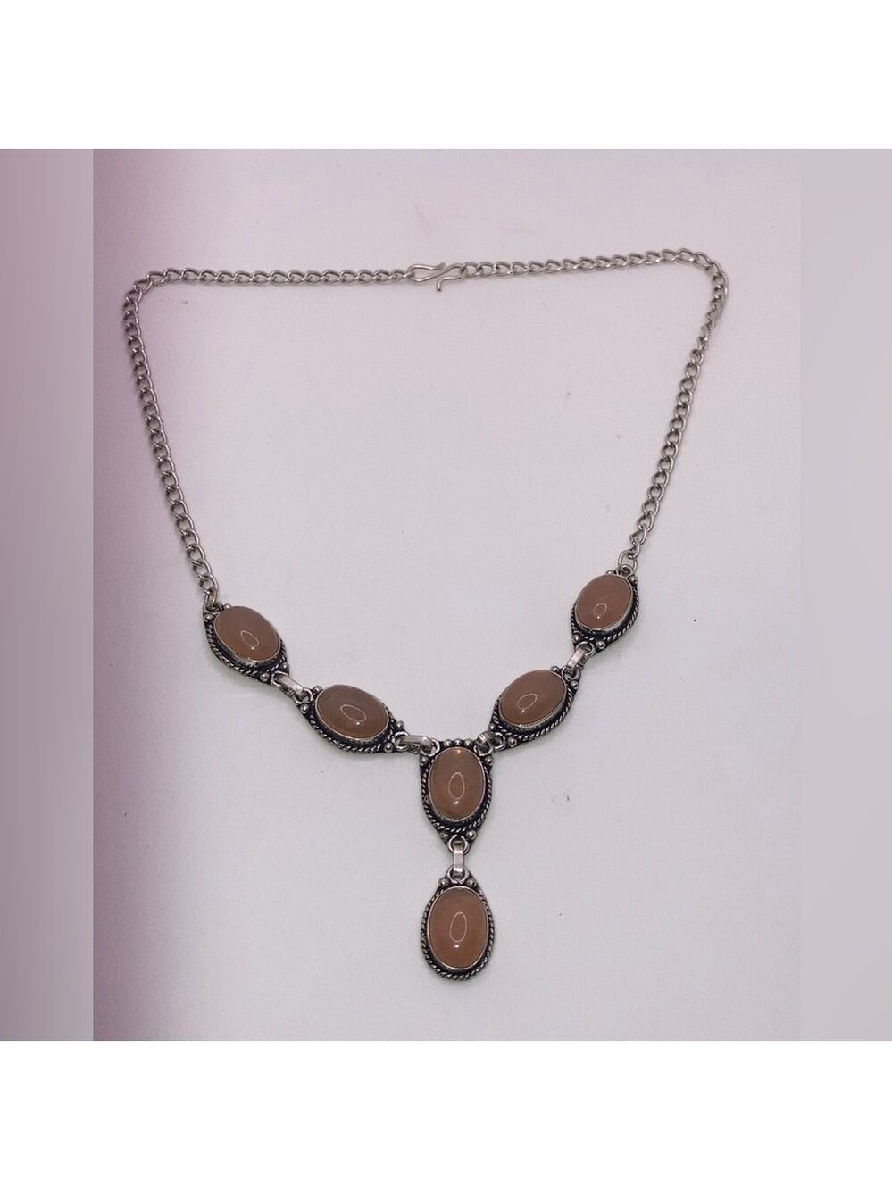 Vtg Peach Moonstone Cabochon Stone Silver Tone Necklace 17” + 1.7”